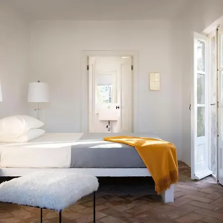 4 Bedrooms In *
